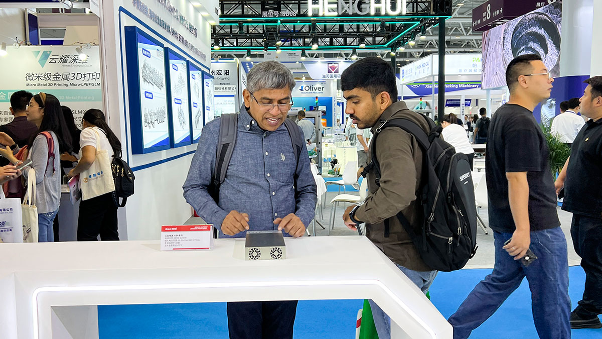 长城电源首次亮相CMEF6